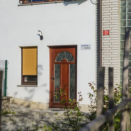 Apartma Pri Ajheci Pristava pri Mestinju