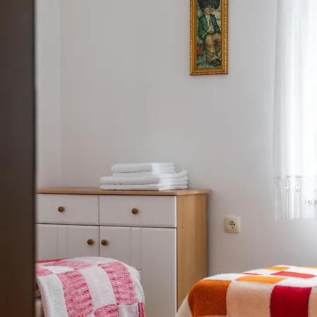 Apartma Pri Ajheci アパート *