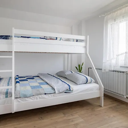 Apartmaji Pri Ajheci