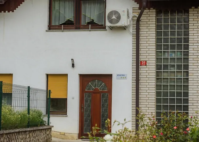 Apartma Pri Ajheci Pristava pri Mestinju