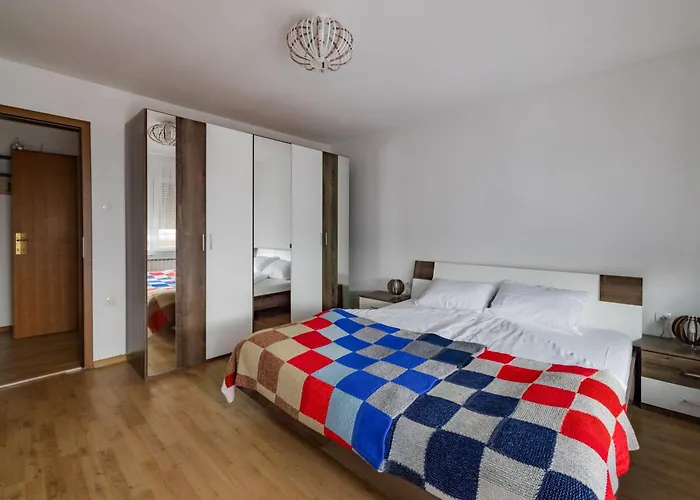 Apartma Pri Ajheci Pristava pri Mestinju