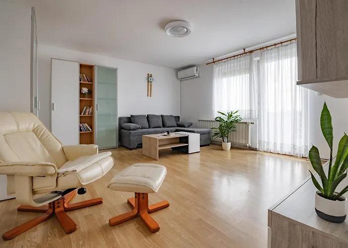 Apartamento Apartma Pri Ajheci Pristava pri Mestinju