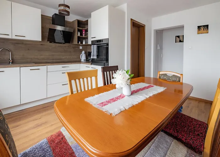 Apartma Pri Ajheci Appartement